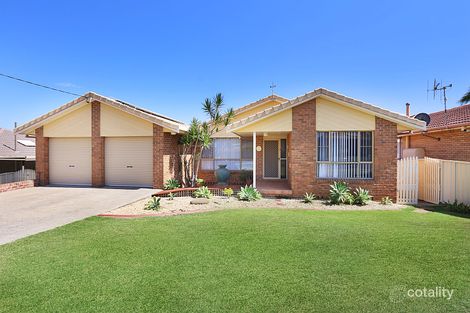 Property photo of 13 Mermaid Crescent Port Macquarie NSW 2444