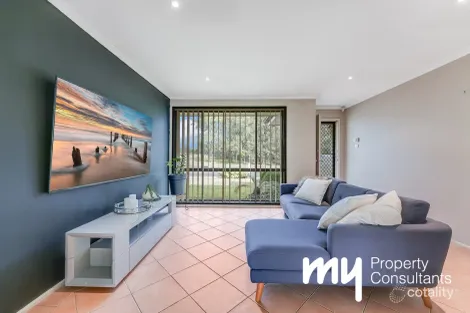Property photo of 204 Welling Drive Mount Annan NSW 2567