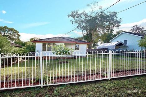 13 Thomas Ave, Lurnea, NSW 2170