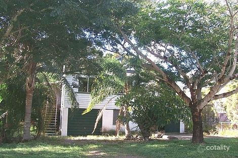 1/2-4 Henry St, Redcliffe, QLD 4020