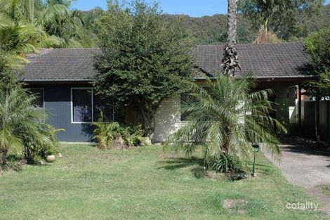 17 Old Tumbi Rd, Wamberal, NSW 2260