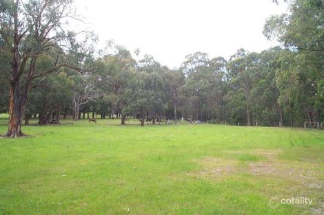 Property photo of 155 Glenview Road Launching Place VIC 3139