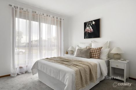 Property photo of 6 Byfield Street Reservoir VIC 3073