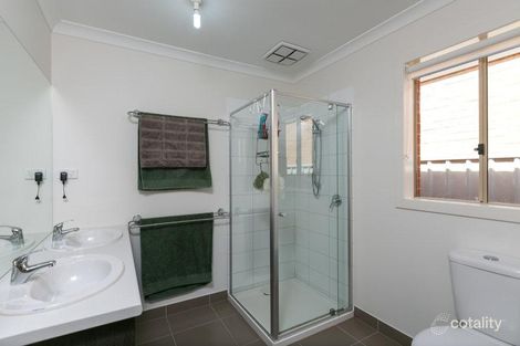 Property photo of 33 Garden Drive Epsom VIC 3551