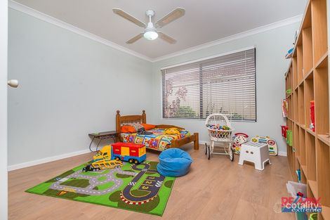 Property photo of 20 Chatsworth Drive Hocking WA 6065