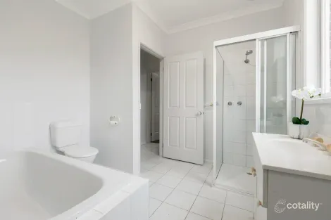 Property photo of 4 Haskings Lane Mentone VIC 3194