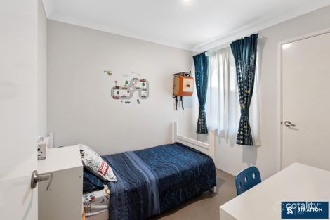 Property photo of 2/160 Cammillo Road Kelmscott WA 6111