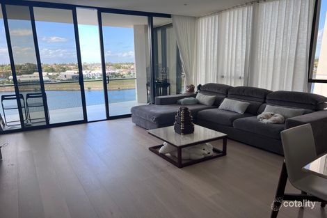 3702/24 The Lanes Bvd, Mermaid Waters, QLD 4218