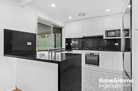 Property photo of 2 Kim Place Ingleburn NSW 2565