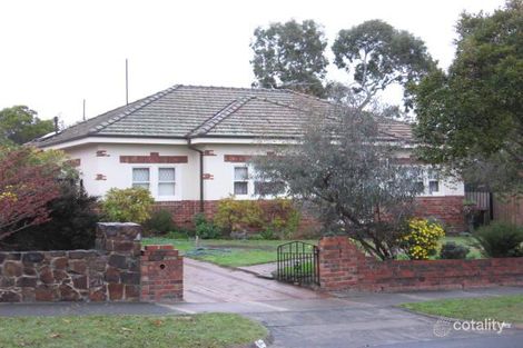 Property photo of 2 Adrian Street Glen Iris VIC 3146