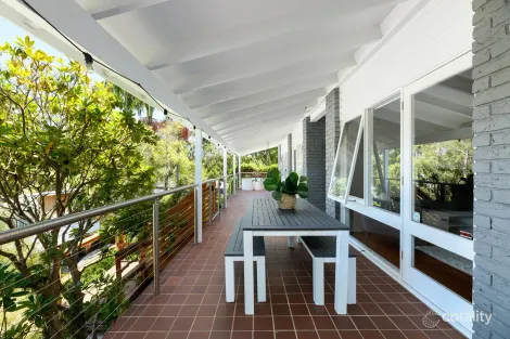 Property photo of 115 Novara Crescent Como NSW 2226