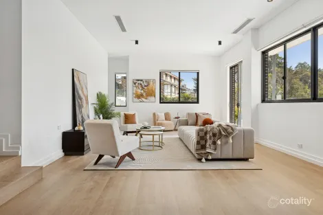 Property photo of 25 Kendall Road Castle Cove NSW 2069