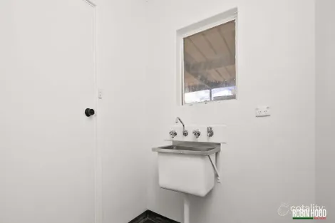 Property photo of 25 Shard Crescent Whyalla Stuart SA 5608