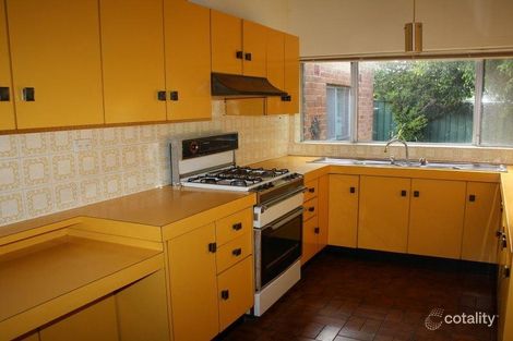 Property photo of 18 Duchess Avenue Rodd Point NSW 2046