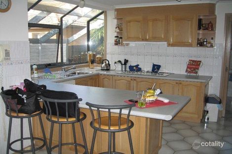 Property photo of 37 Hillcrest Avenue Chadstone VIC 3148