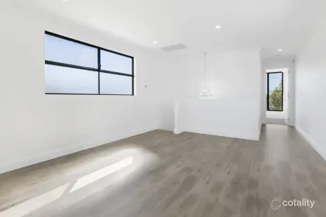 Property photo of 37 Ayredale Avenue Clearview SA 5085