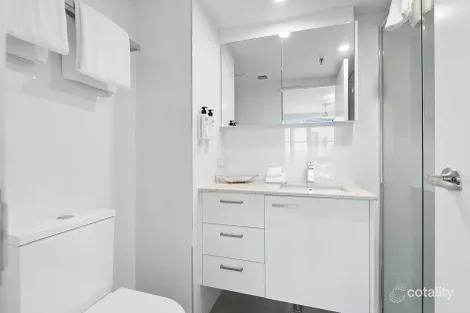 Property photo of 8B/1 Albert Avenue Broadbeach QLD 4218