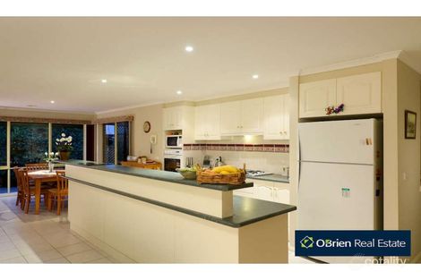 Property photo of 41 Coachwood Crescent Narre Warren VIC 3805