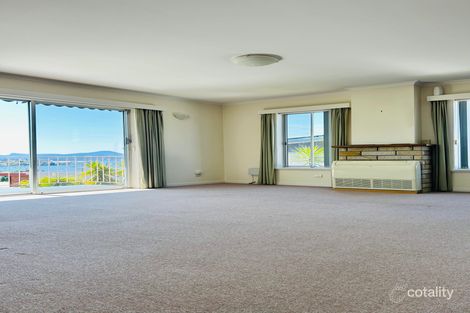 Property photo of 1/9 Manresa Court Sandy Bay TAS 7005