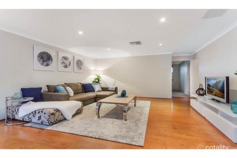 Property photo of 54 Chivalry Way Atwell WA 6164
