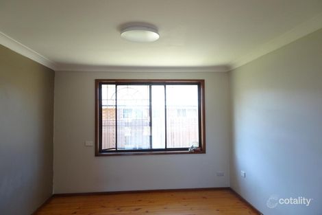 Property photo of 33 Essendon Street St Johns Park NSW 2176