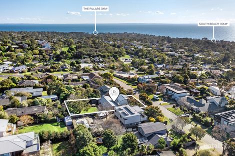 Property photo of 10 Glamorgan Crescent Mount Martha VIC 3934
