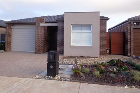 11 Hollywood Ave, Point Cook, VIC 3030