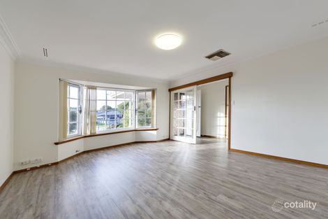 Property photo of 19 Hutchings Way Kardinya WA 6163