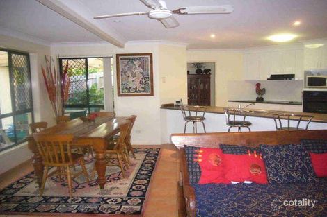 Property photo of 58 Windsor Place Carindale QLD 4152