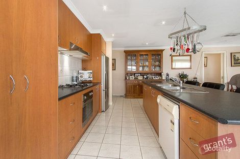 Property photo of 2 Seattle Square Narre Warren VIC 3805