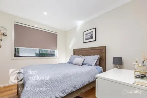 Property photo of 19 Armour Drive Cameron Park NSW 2285