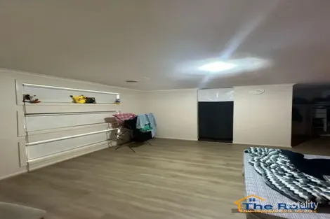 Property photo of 33 Nighthawk Road Tarneit VIC 3029