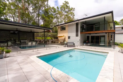 9 Marianne St, Everton Hills, QLD 4053