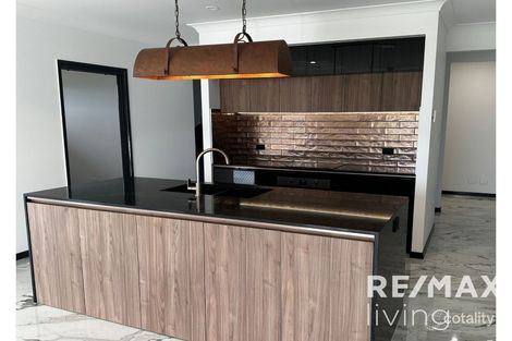 Property photo of 9 Jacana Place Winya QLD 4515