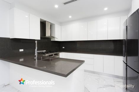 Property photo of 6 Langdale Avenue Revesby NSW 2212