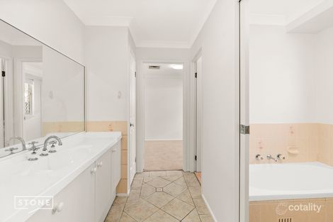 Property photo of 4 Albert Place Bligh Park NSW 2756