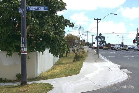 123 Rookwood St, Menora, WA 6050