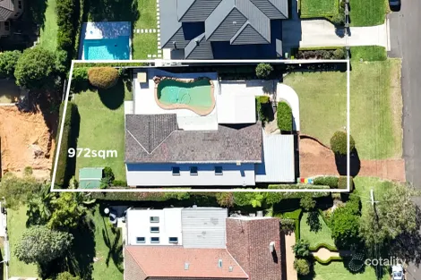 6 KAROOM AVE, ST IVES, NSW 2075