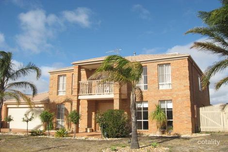 10 Honeysuckle Ave, Hillside, VIC 3037