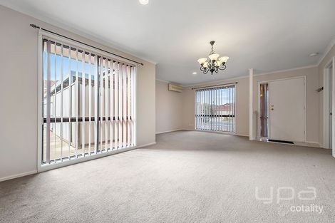 Property photo of 9 Verwood Court Craigieburn VIC 3064