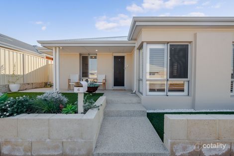 Property photo of 4 Arawatta Loop Madora Bay WA 6210