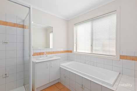 Property photo of 50 Chardonnay Drive Skye VIC 3977