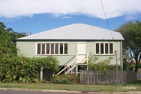 9 Caroline St, Woody Point, QLD 4019