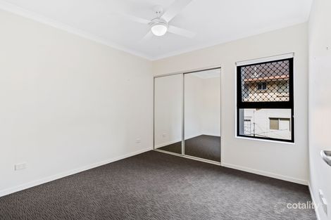 Property photo of 4/81 Halstead Street Coorparoo QLD 4151