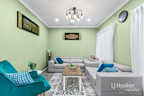 Property photo of 5 Hillcrest Parade Tarneit VIC 3029