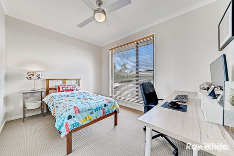 Property photo of 21 Slate Court Logan Reserve QLD 4133