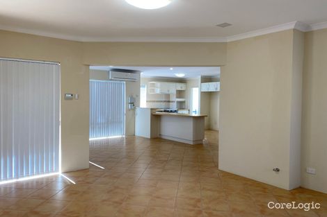 Property photo of 15 Rialto Place Halls Head WA 6210