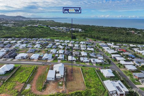 5 Beach House Dr, Lammermoor, QLD 4703