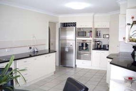 Property photo of 23 Lexington Place Wishart QLD 4122