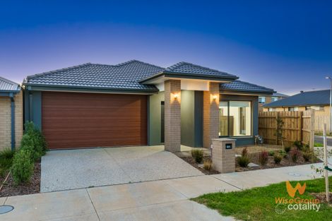 Property photo of 31 Paso Grove Clyde North VIC 3978